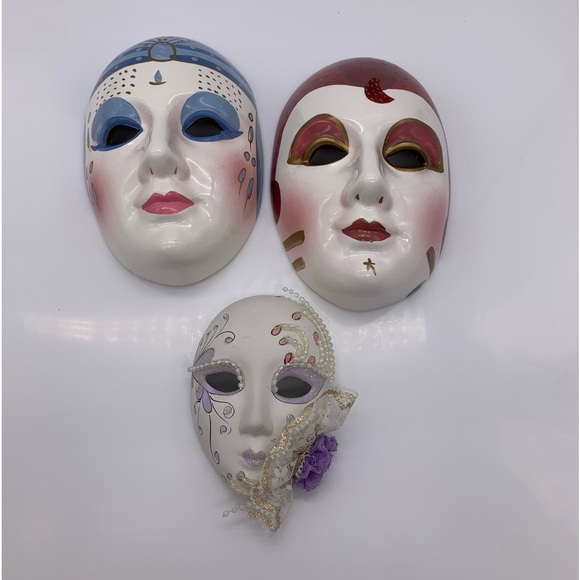 Vintage Lot Of 3 Ceramic Porcelain Mardi-Gras, Masquerade Wall Masks - Picture 1 of 7